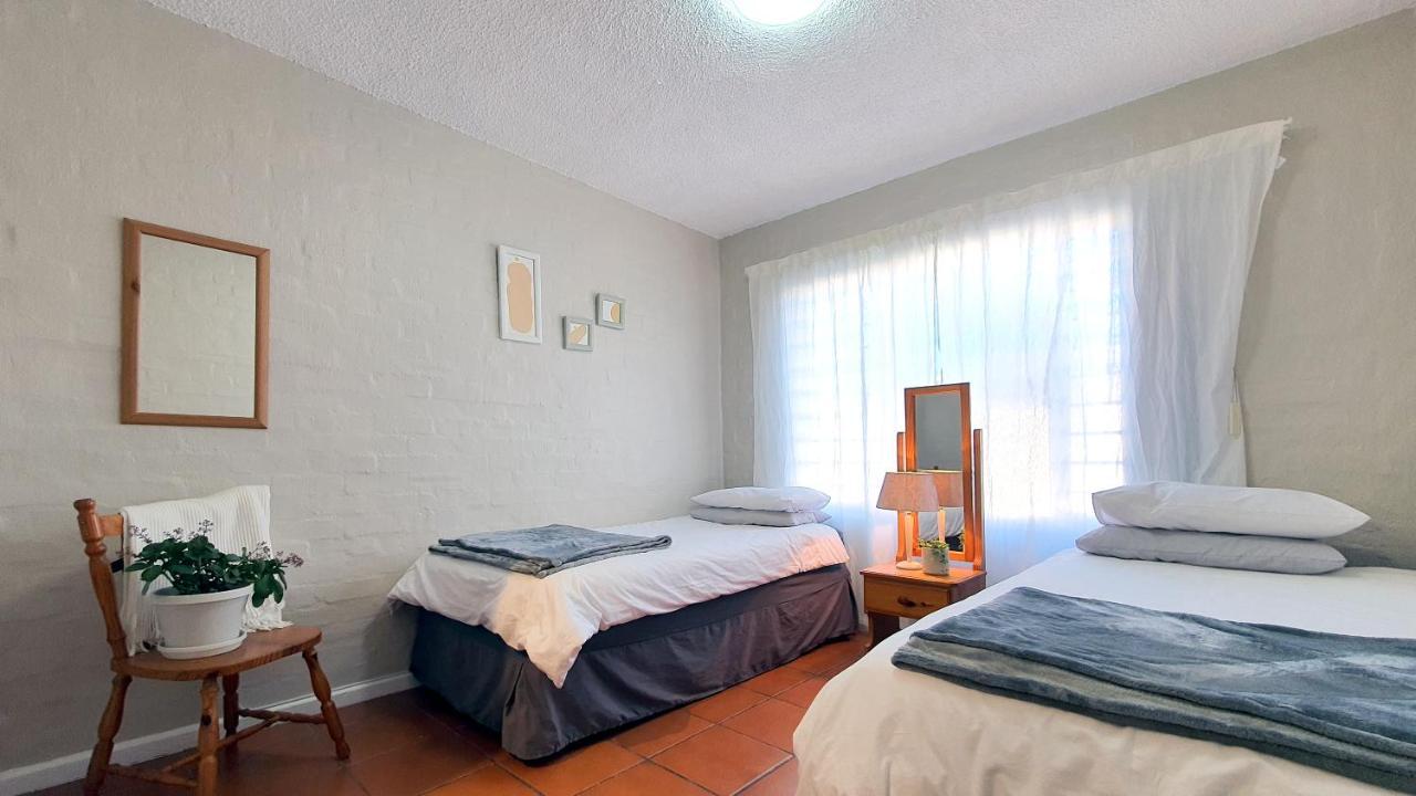 Escape To Paradise: Beachside Apartment Jeffreys Bay Exterior photo
