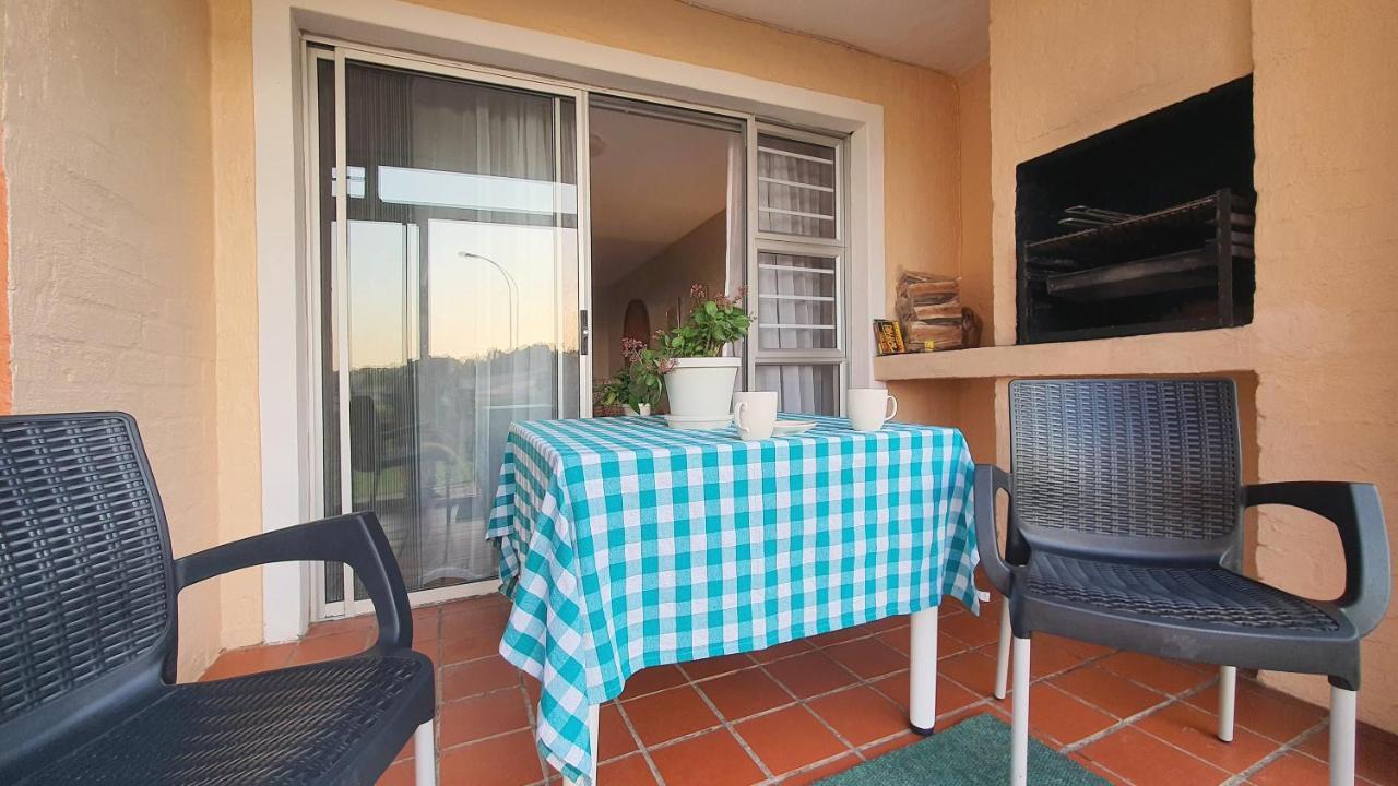Escape To Paradise: Beachside Apartment Jeffreys Bay Exterior photo